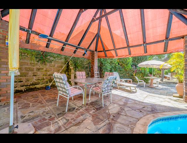 8 BEDROOM HOUSE FOR SALE IN ESCOMBE